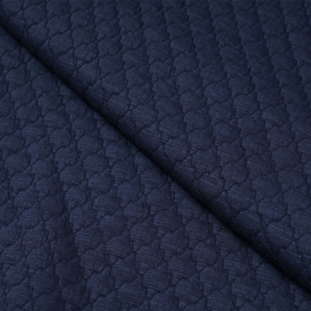 Tissu matelassé bleu indigo à motif graphique - Pretty mercerie - mercerie en ligne