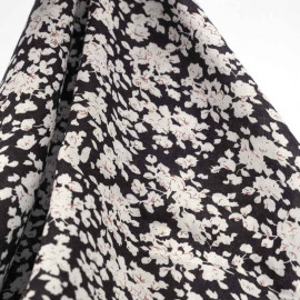 Tissu viscose noir à motif jolis fleurs gris clair et taupe | pretty mercerie | mercerie en ligne