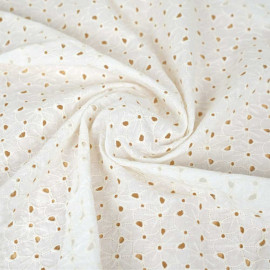 Tissu coton brodé blanc cassé à motif jolie fleur brodée et ajourée
