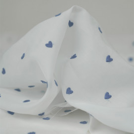 Tissu voile blanc à motif coeur brodé - Bleu clair