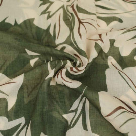 Tissu voile de coton batiste Romie à motif florale - Vert