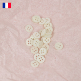 10 mm - Boutons ronds quatre trous en Galalithe blanc