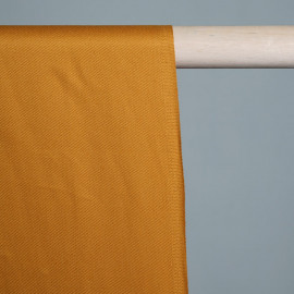 Tissu gabardine coton moutarde x 10cm  Pretty Mercerie - Mercerie en ligne 